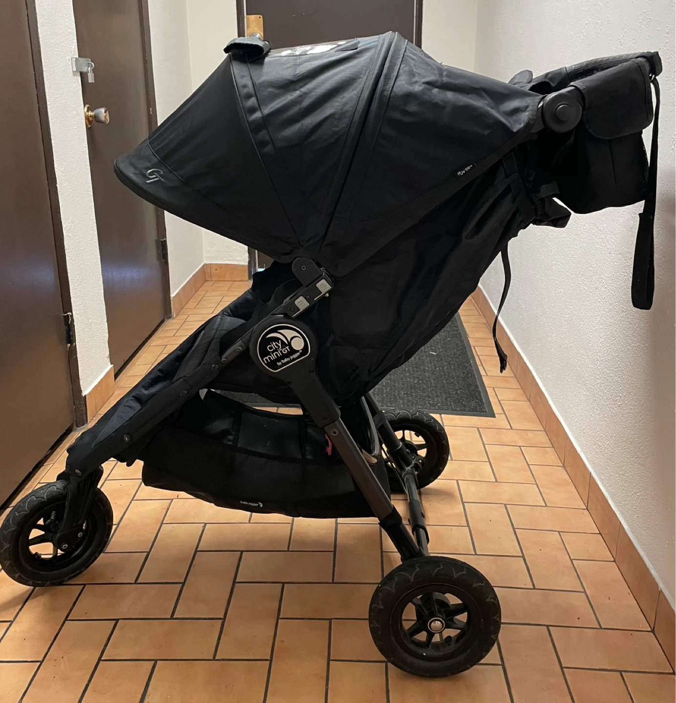 Baby Jogger City Mini GT Stroller - photo 4
