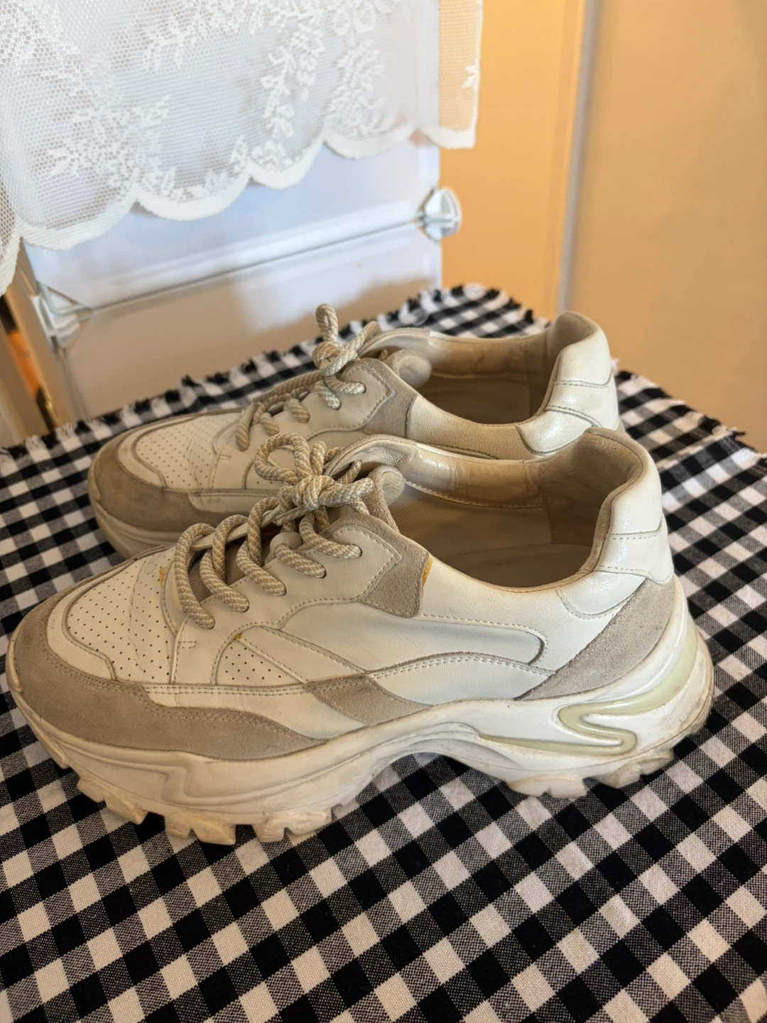 ESQUIRE Women's Chunky Sneakers Cream