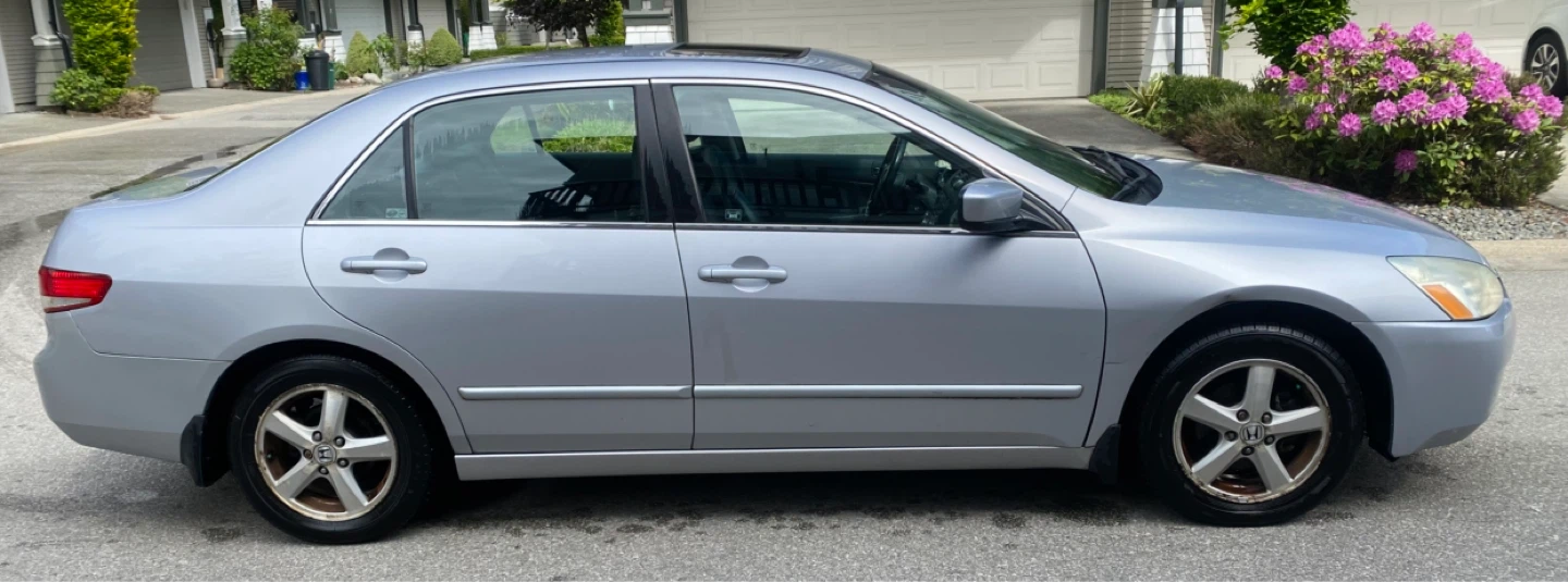 Silver Honda Accord Sedan - photo 4