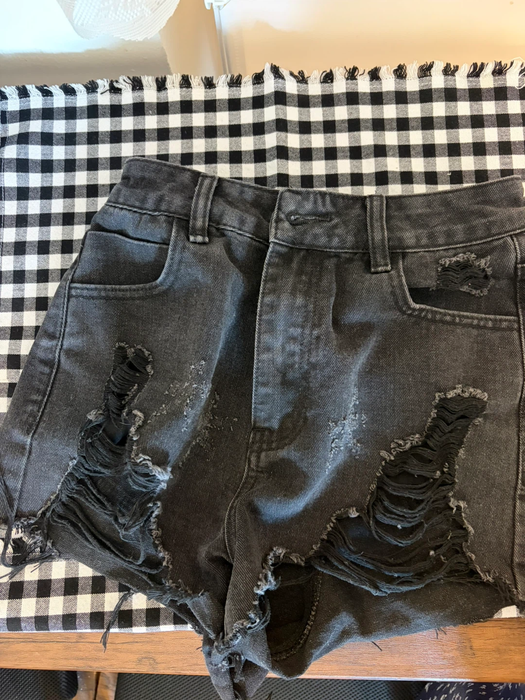 Cider Distressed Black Denim Shorts XS