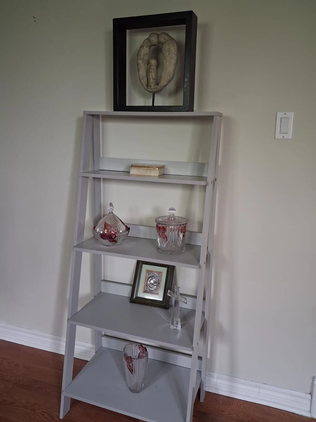 Decorative Ladder Shelf