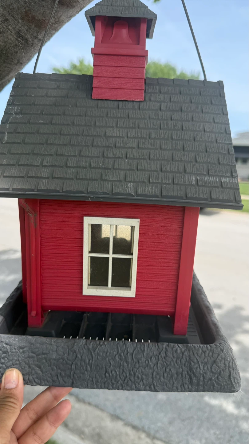 Red School House Bird Feeder - photo 4