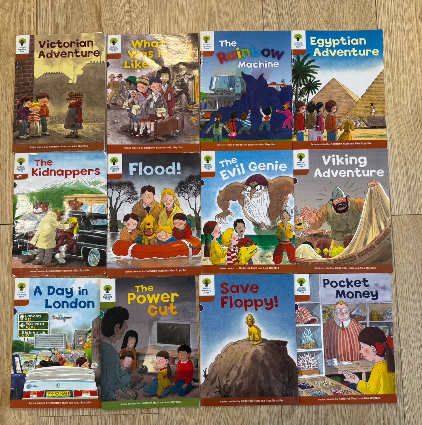 Oxford Reading Tree - 12 Book Collection