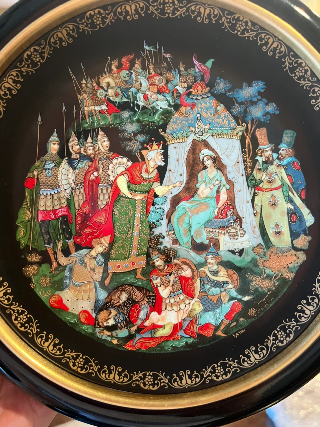 Vintage ‘Russian Legends’ Collector Plates - photo 4