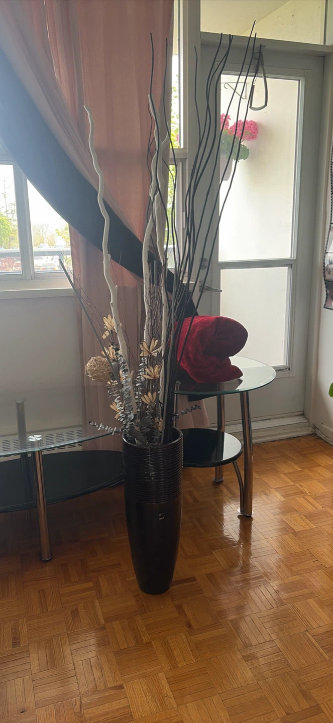 Large Decorative Vase with Dried Stems - photo 3