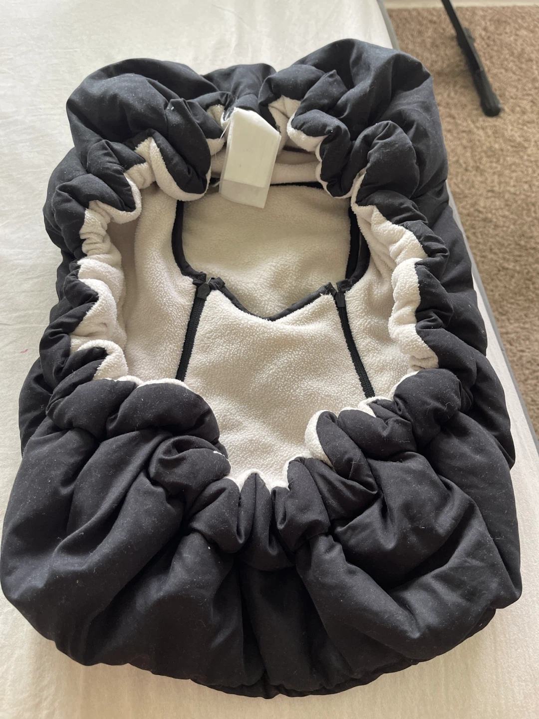 JJ Cole Bundleme Car Seat Cover - Black - photo 2