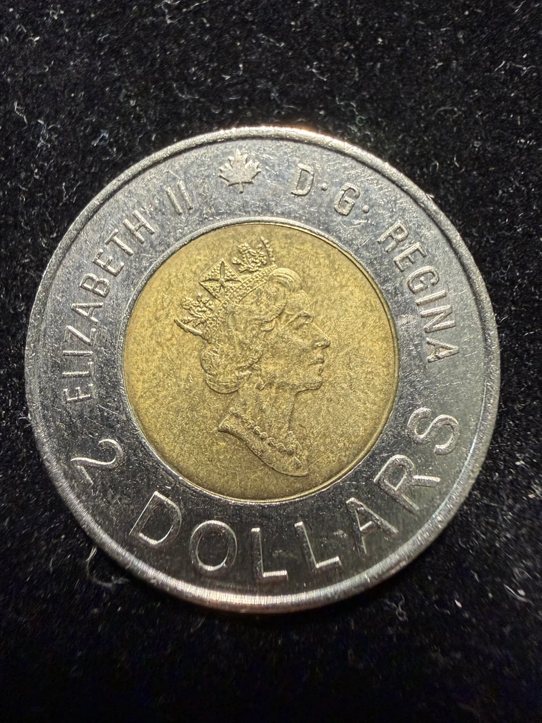 Canadian 2 Dollar Coin (Toonie) - photo 2