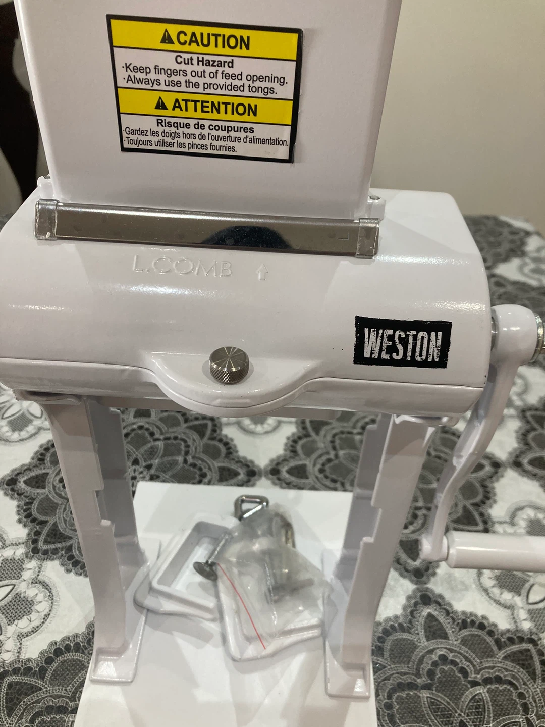 Weston White Manual Food Grinder - photo 2