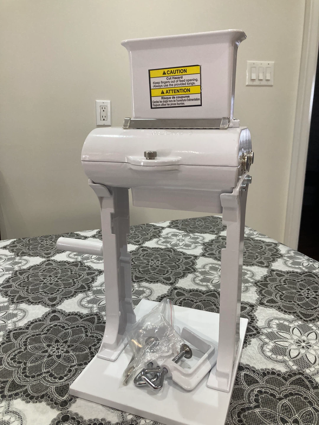 Weston White Manual Food Grinder - photo 4