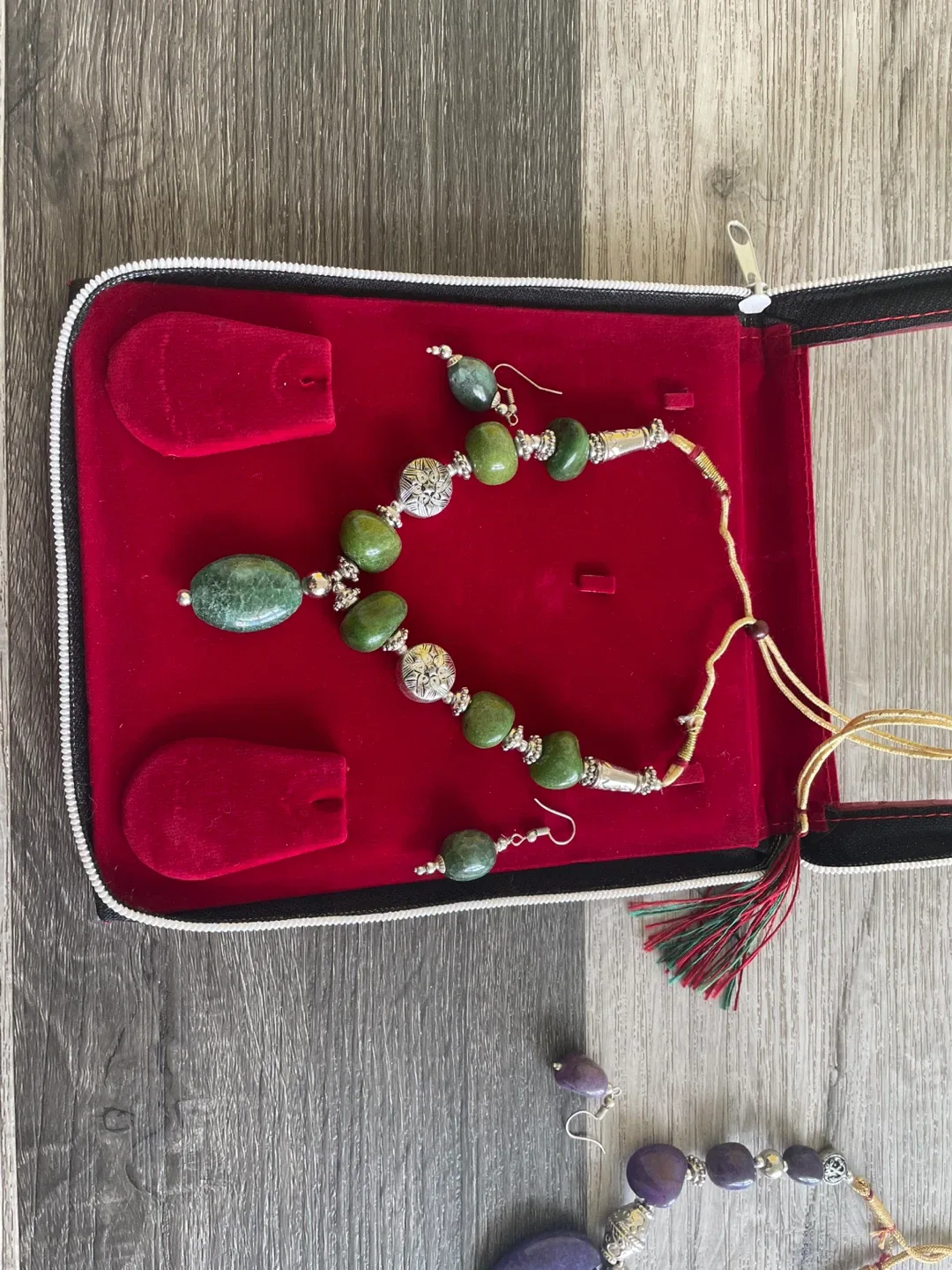 Assorted Jewellery Set: Necklace, Bracelet & Earrings - photo 5