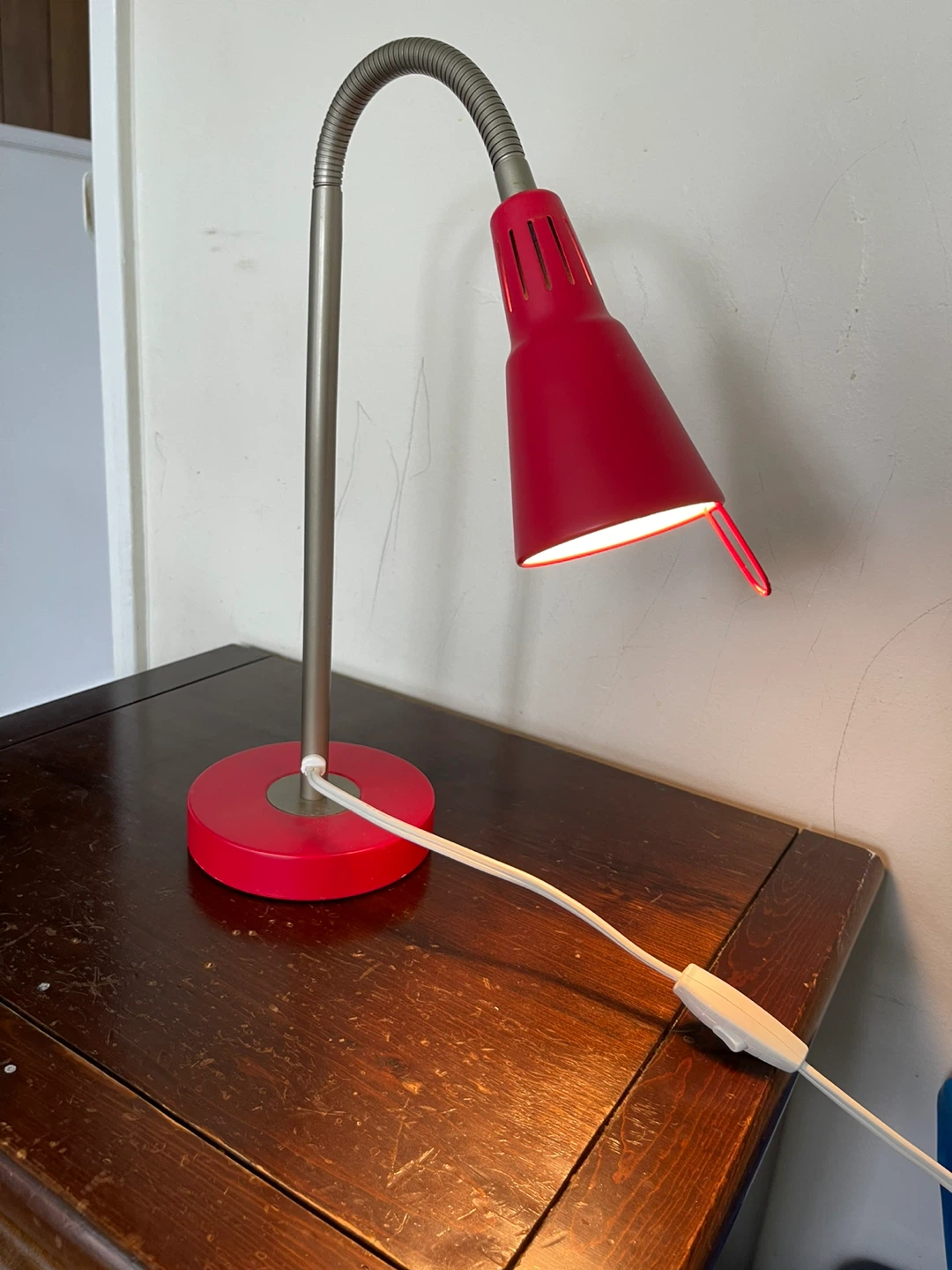 IKEA Kvarto Red Desk Lamp - photo 5