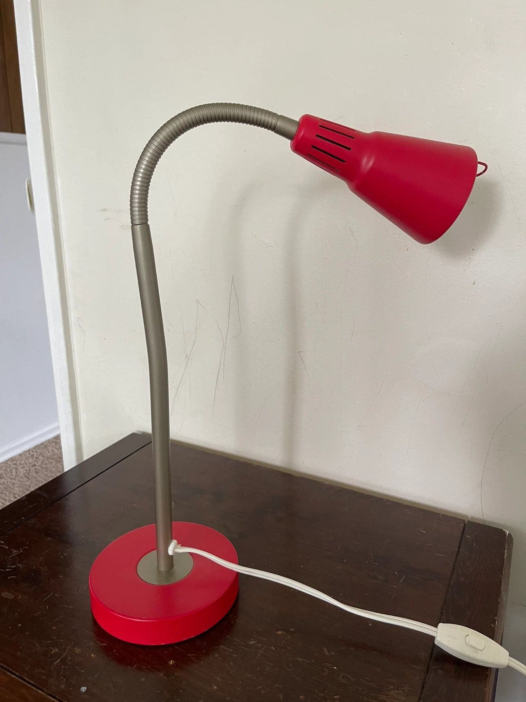 IKEA Kvarto Red Desk Lamp - photo 2