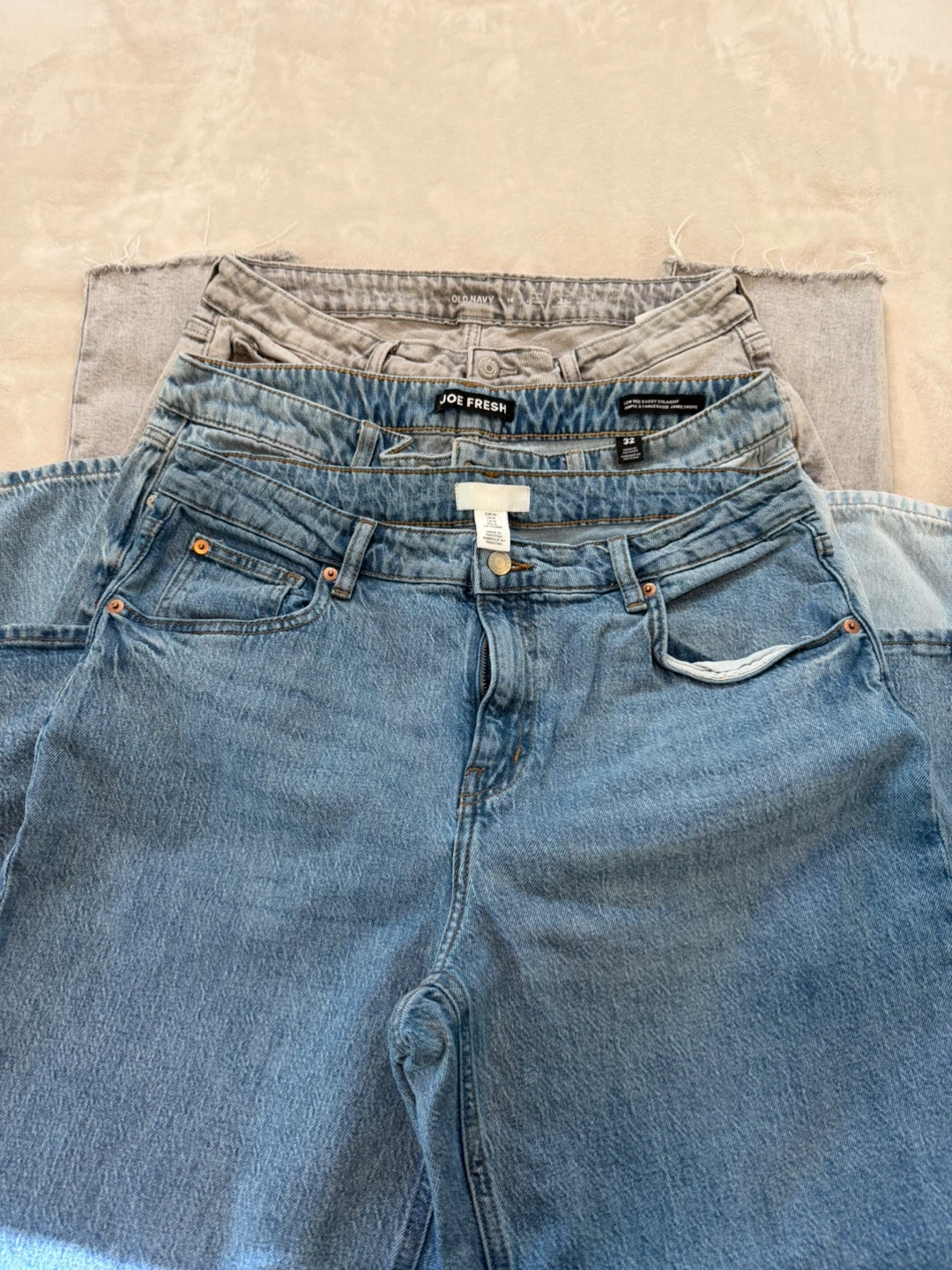 Lot of 3 Women's Jeans - Old Navy, Joe Fresh, H&M - photo 2
