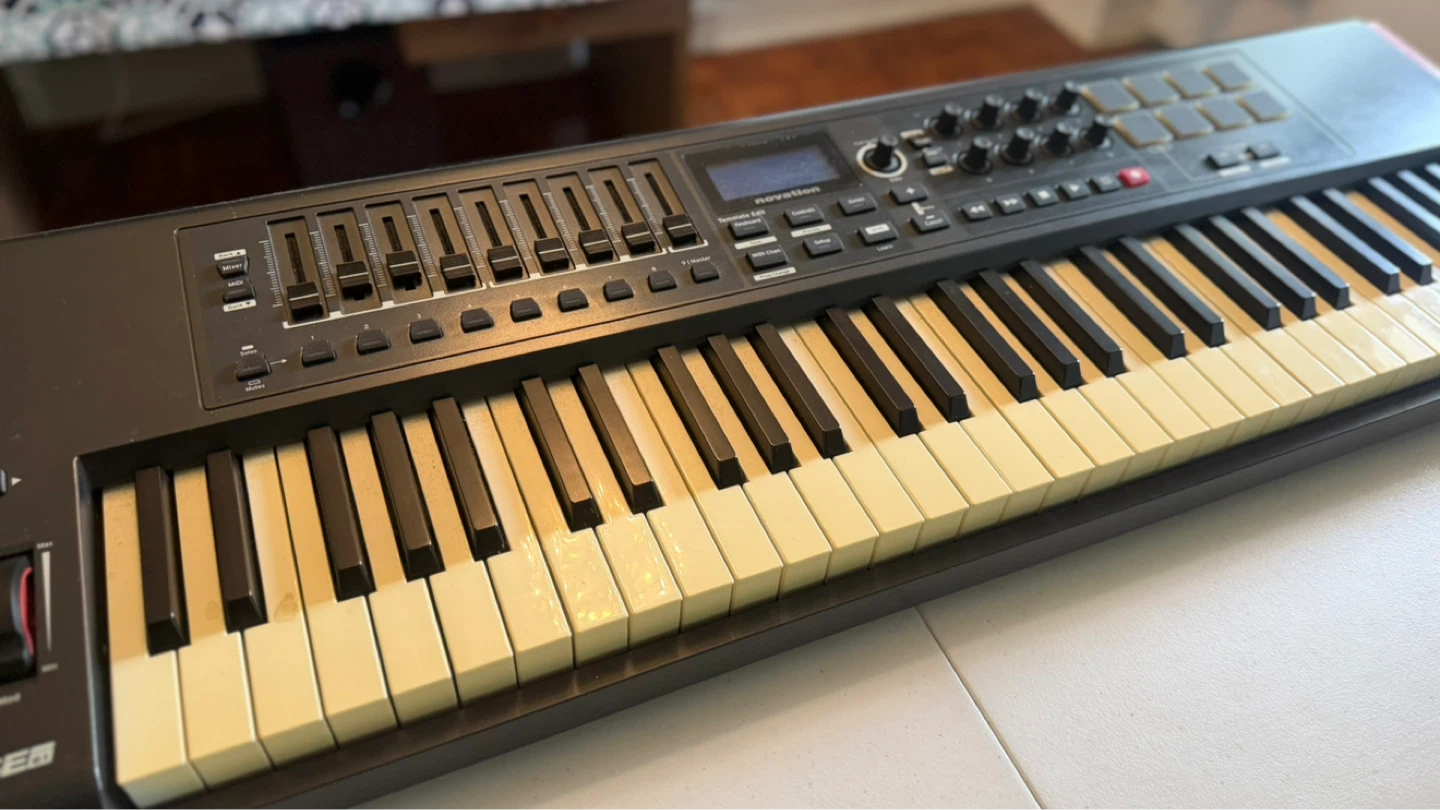 Novation Impulse 61 Keyboard Controller - photo 4
