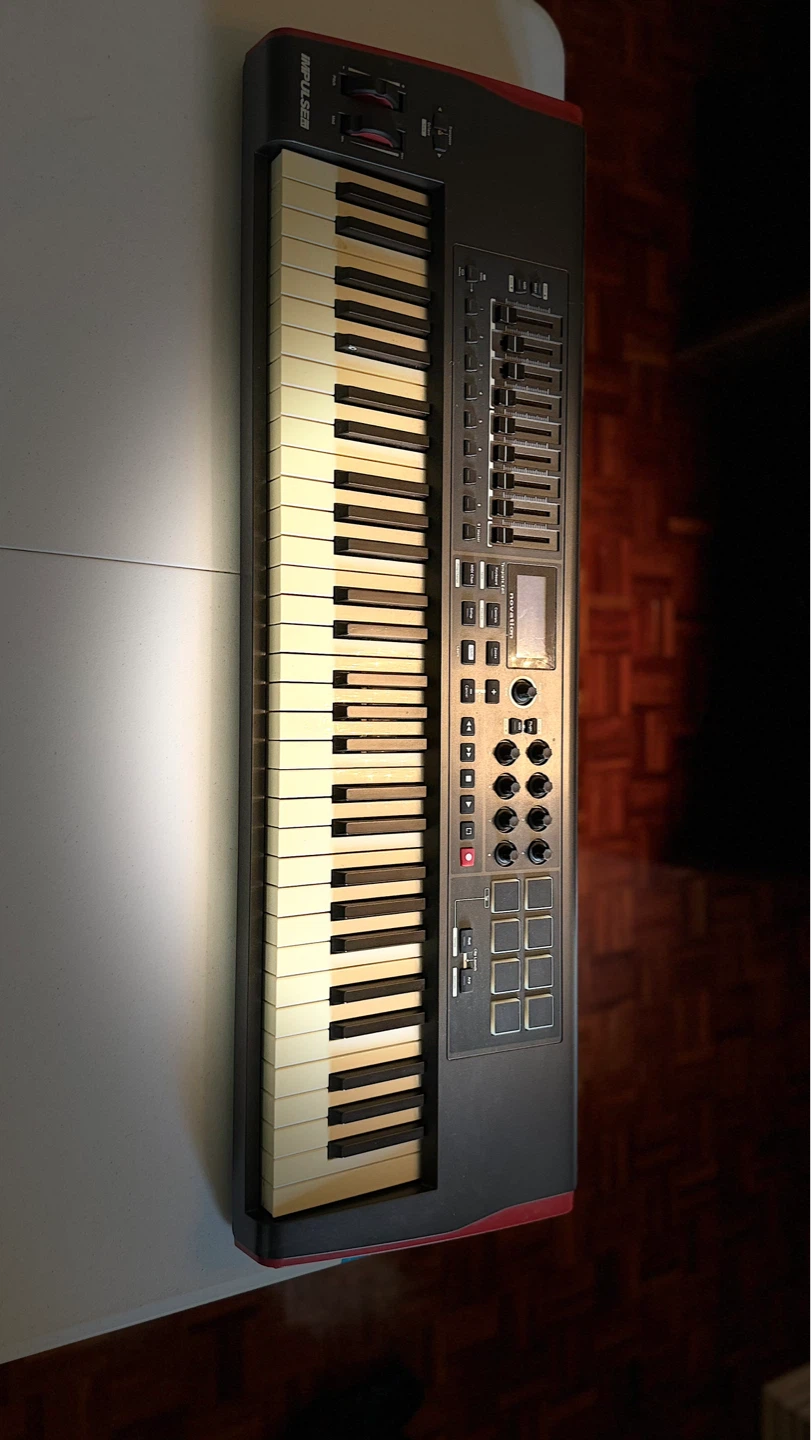 Novation Impulse 61 Keyboard Controller - photo 2
