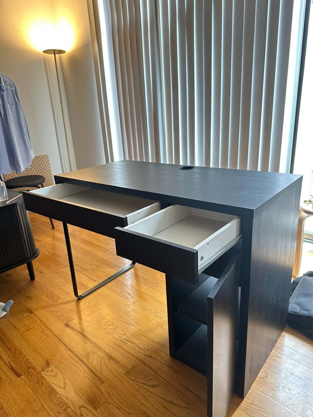 IKEA MICKE Desk - Black-Brown