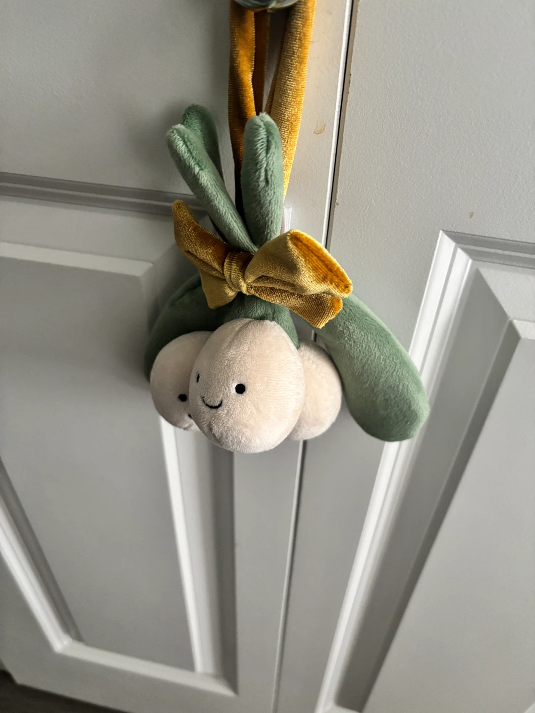 Jellycat Plush Mistletoe Decoration - photo 2