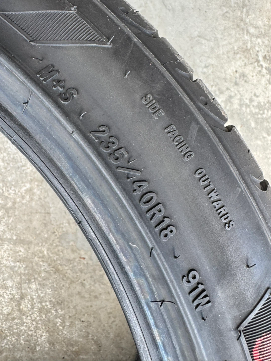 Set of 4 Goodyear Eagle Sport All-Season Tire 235/40R18 91W