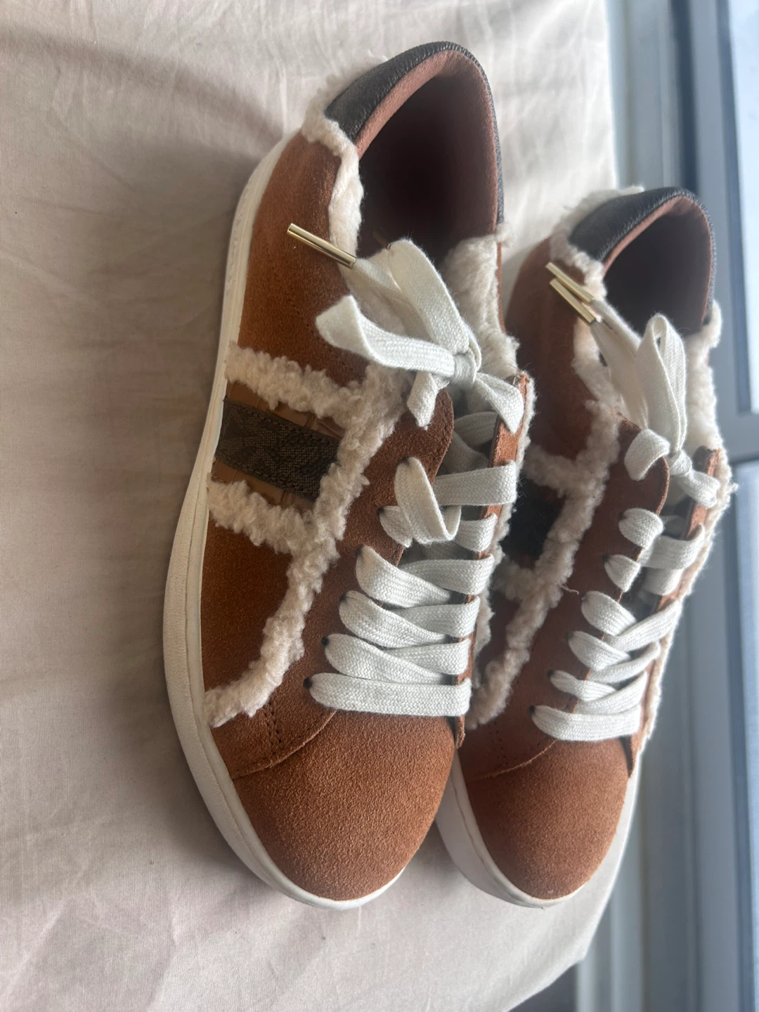 Michael Kors Women's Sneakers - Size US 7