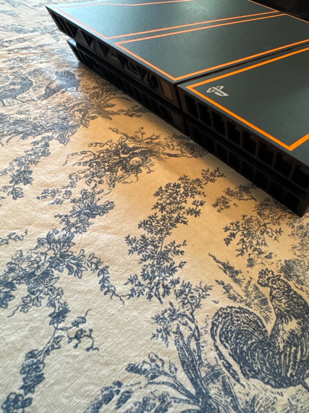 Limited Edition PlayStation 4 - Black Ops Three Edition - photo 3
