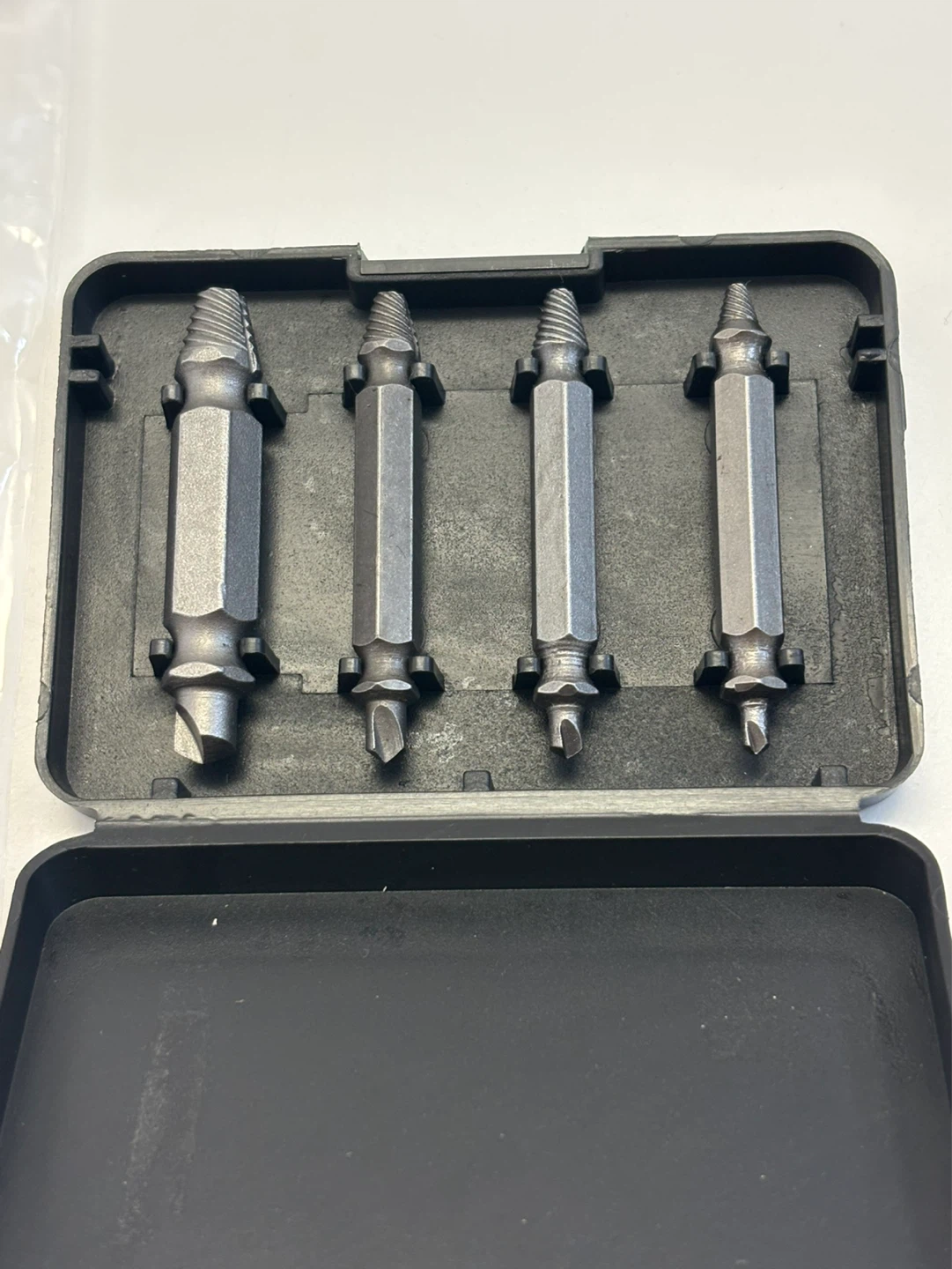 Damaged Screw Extractor Drill Bit Set 4 piece - photo 2