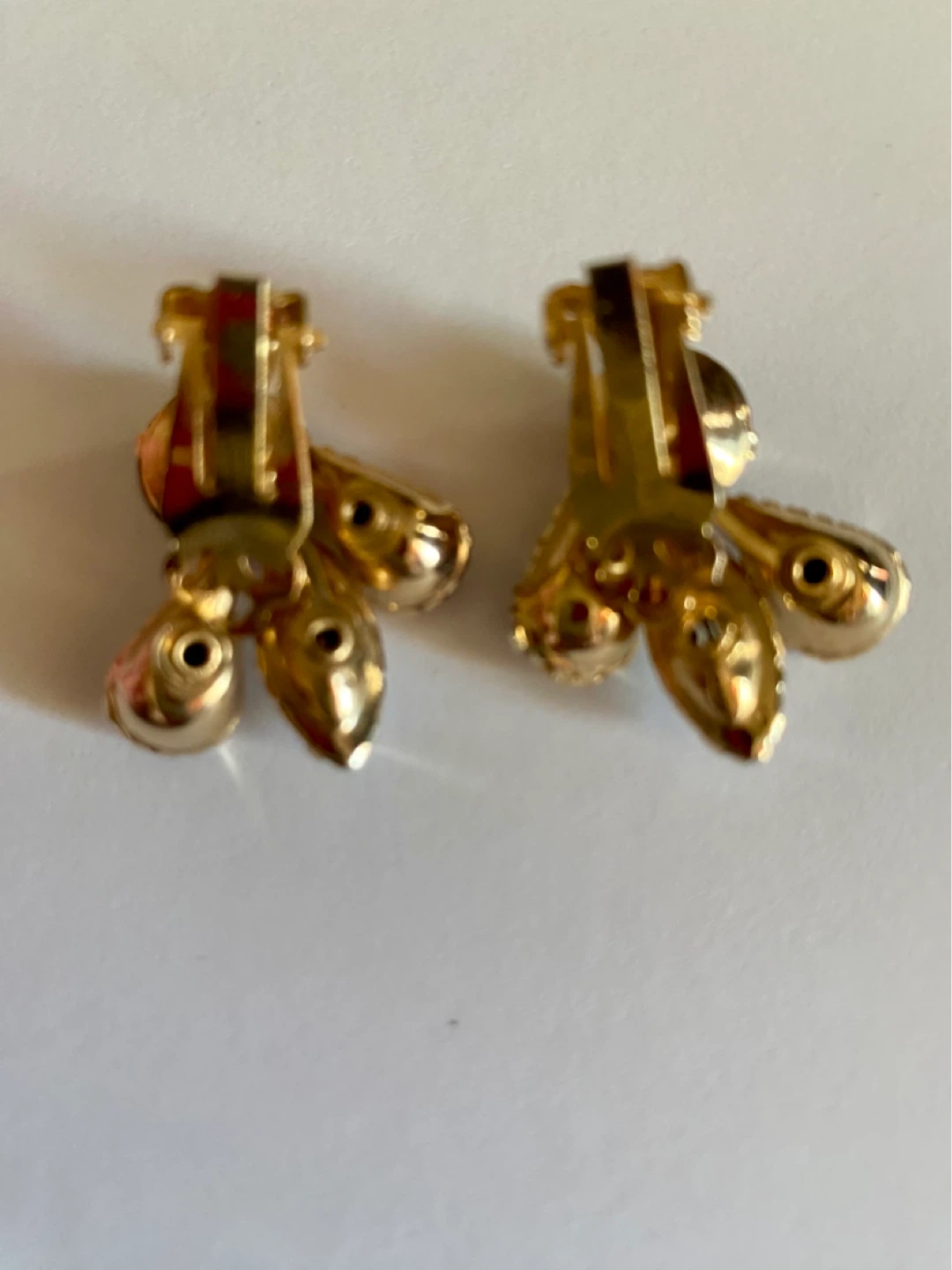 Vintage Gold-tone clip-on earrings with colourful stones - photo 3