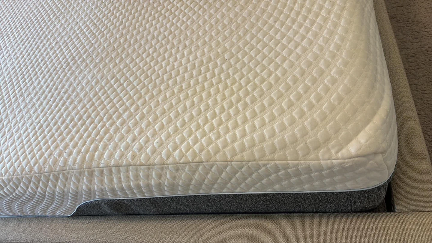 King Mattress - Like New - photo 3