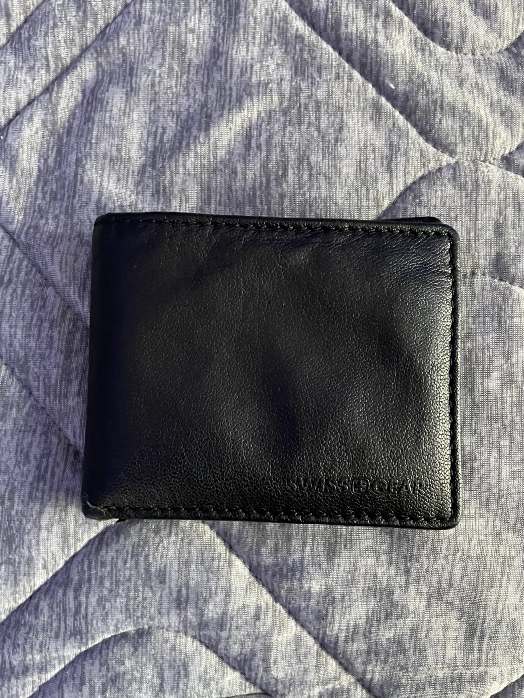 Swiss Gear RFID Bifold Wallet - Black Learher