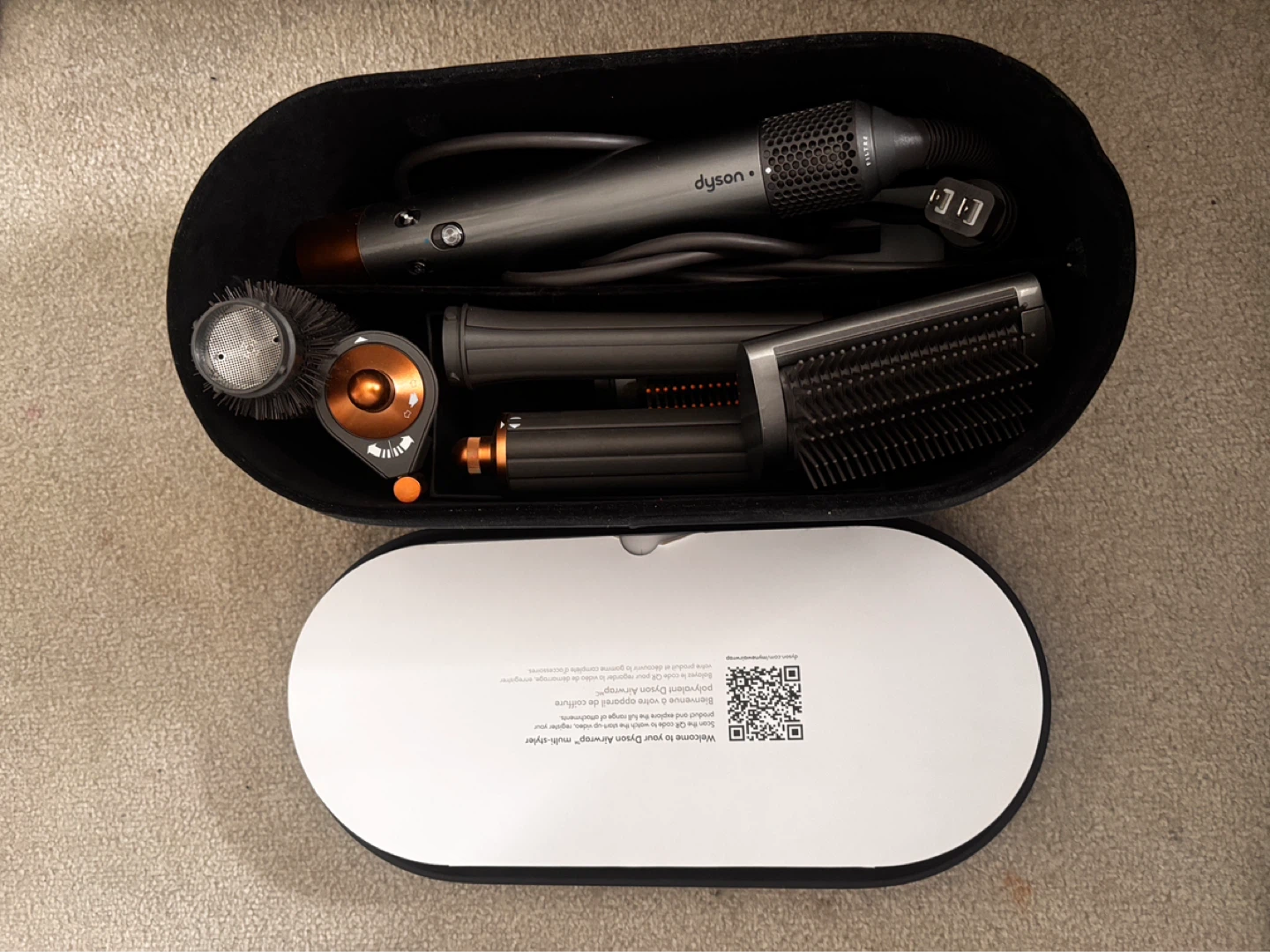 Dyson Airwrap Multi-Styler with Case