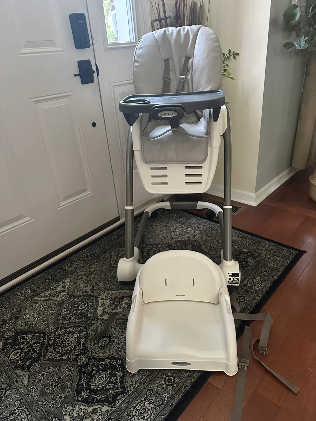 Graco Convertible High Chair - photo 2