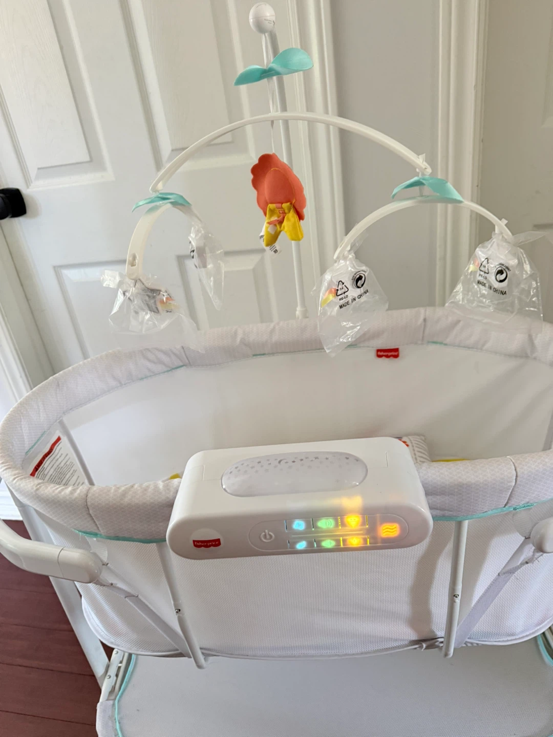 Fisher-Price Bassinet - photo 3