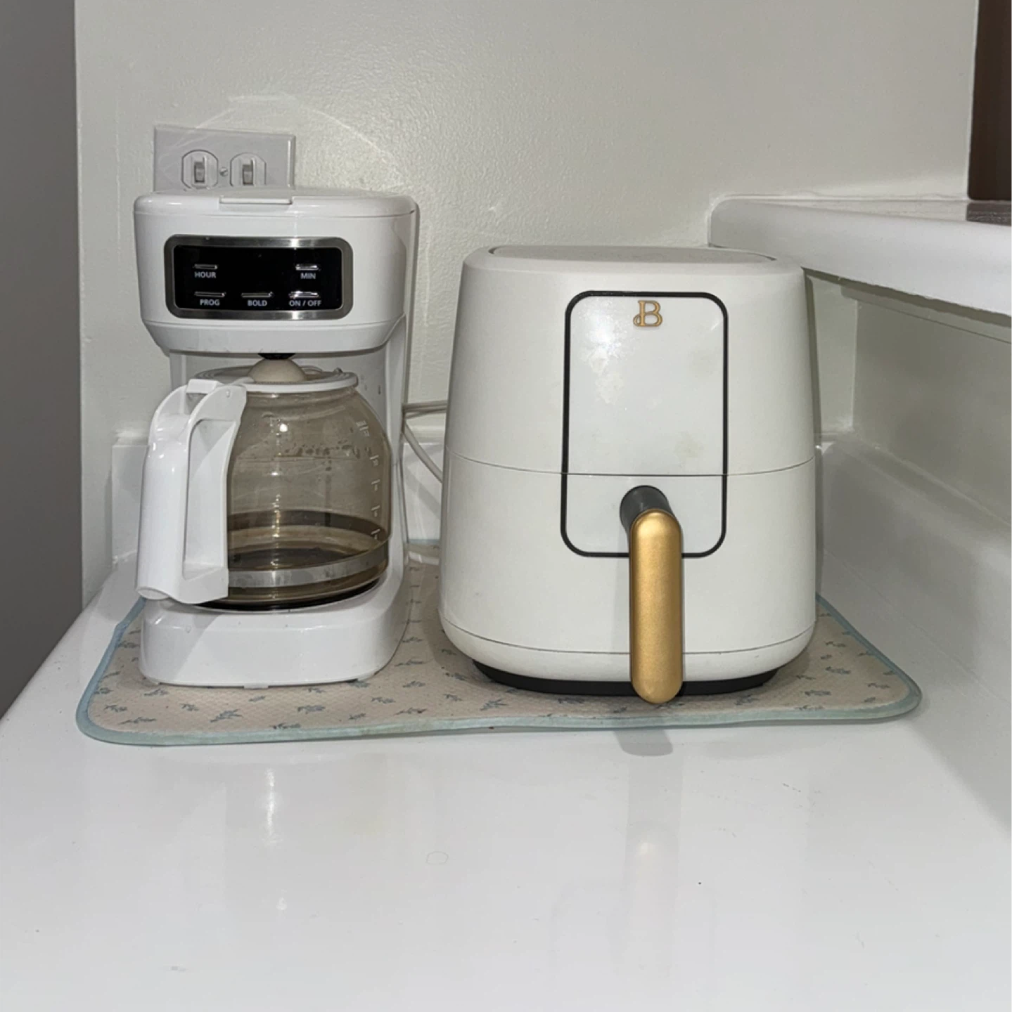 Coffee Maker + Air Fryer Bundle – Quick Sale