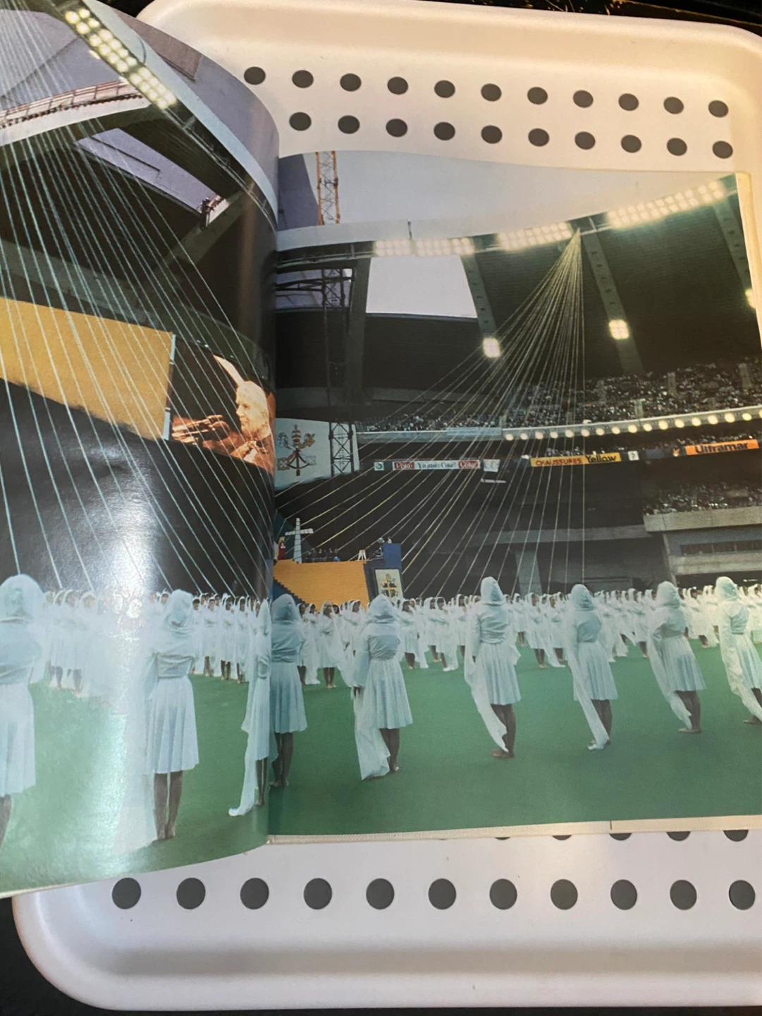 The Pope in Canada Commemorative Book - photo 4