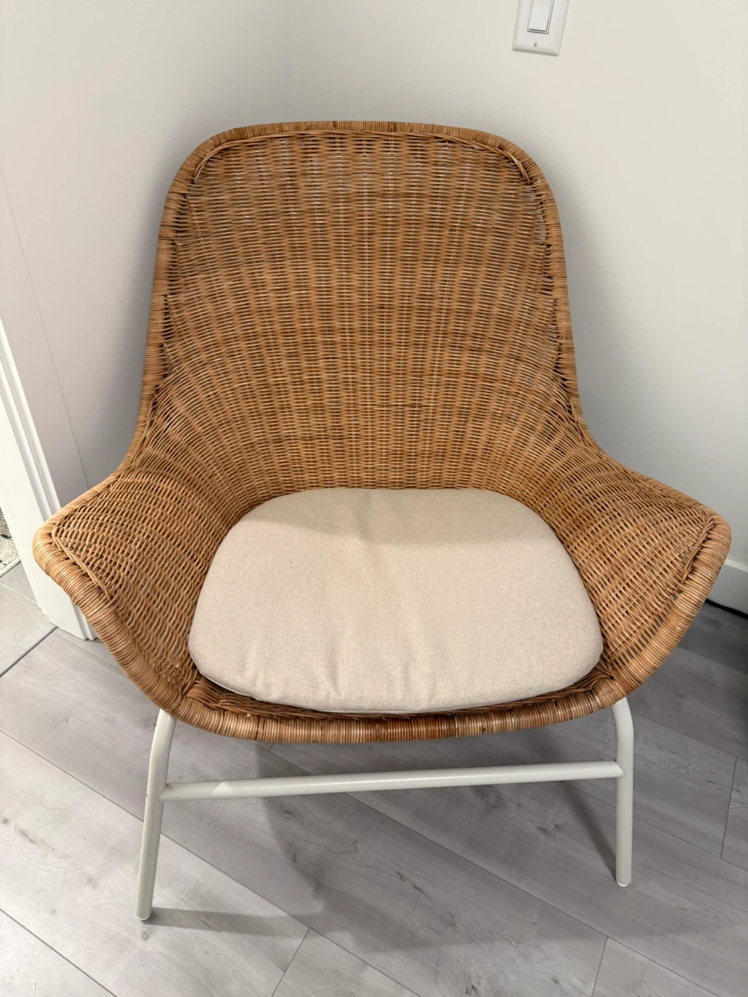 IKEA FRYKSÅS Armchair with Cushion