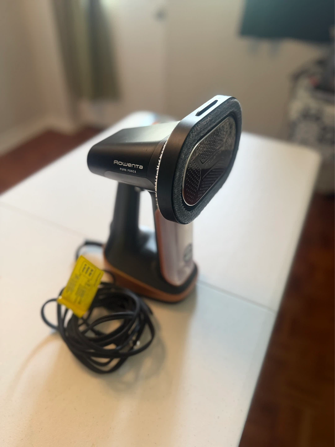 Rowenta Pure Force Handheld Garment Steamer - photo 2