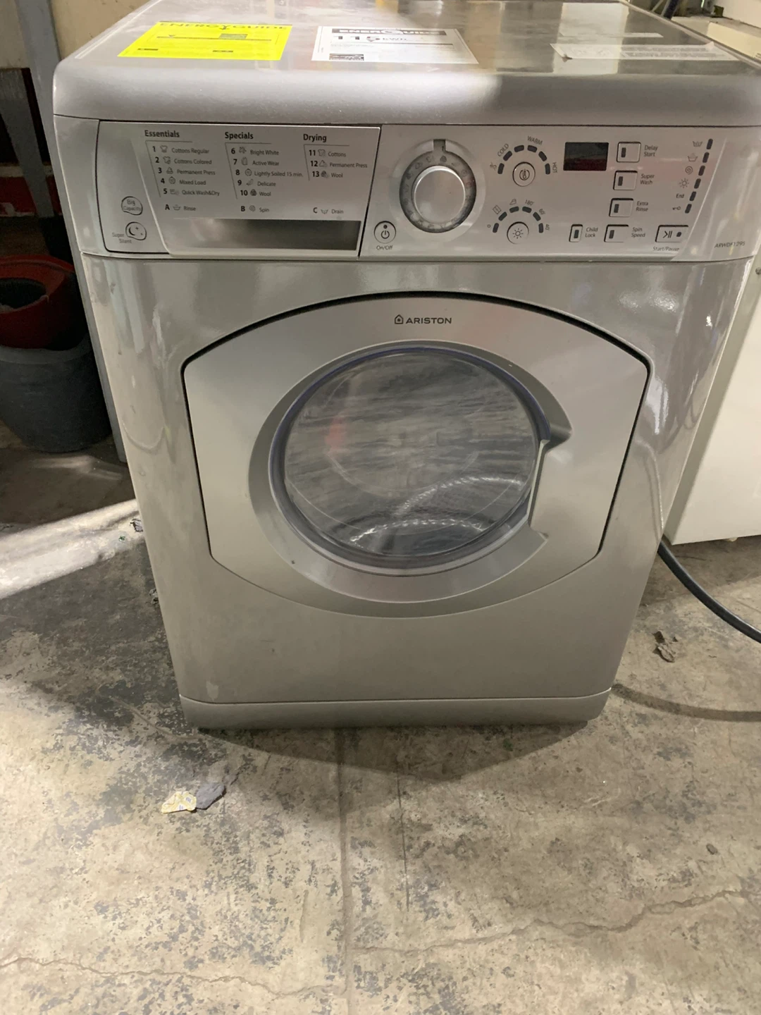 Ariston 24 inch combo washer and dryer only -450/-