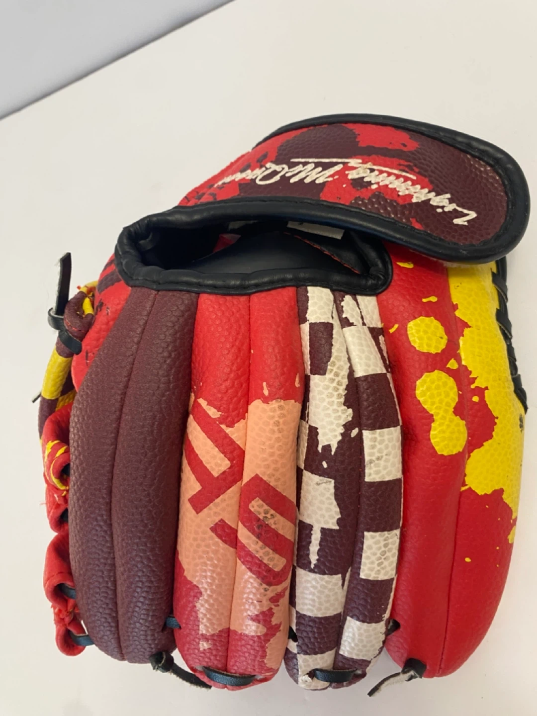 Lightning McQueen Baseball Glove left handed - photo 4