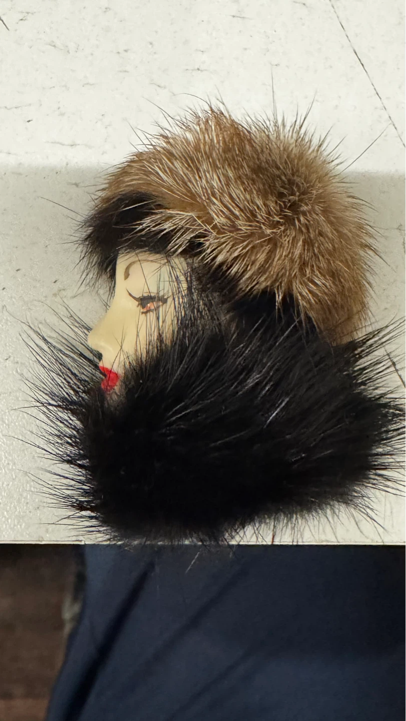 Vintage Fur Lady Face Brooch - photo 5