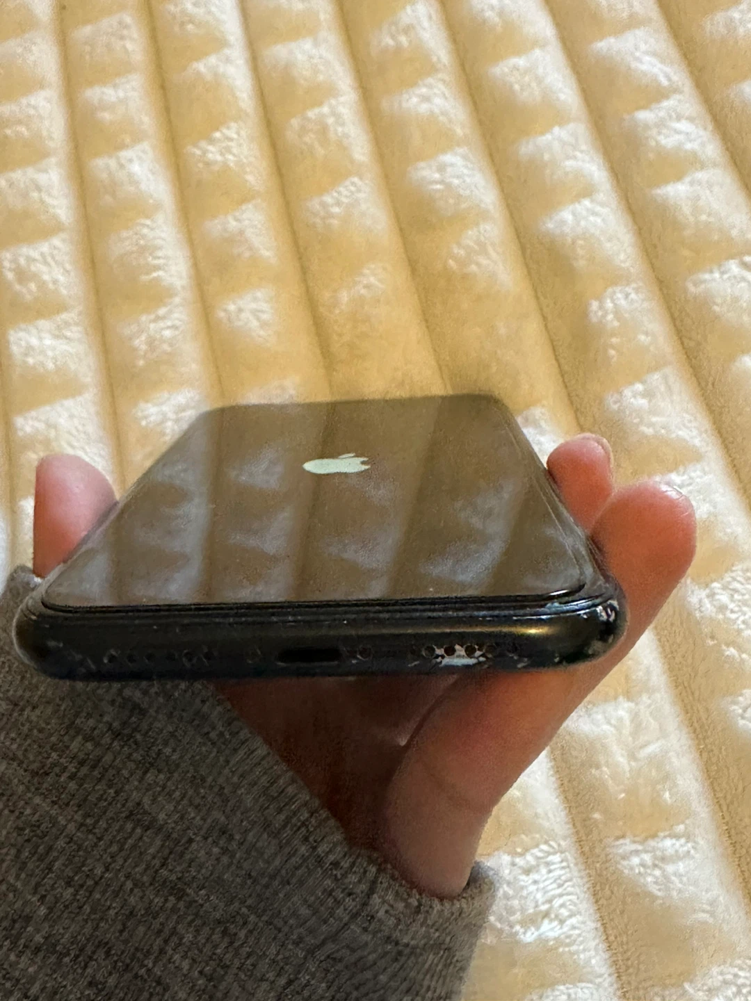 Apple iPhone XR (Space gray) with Charger Cable - photo 4