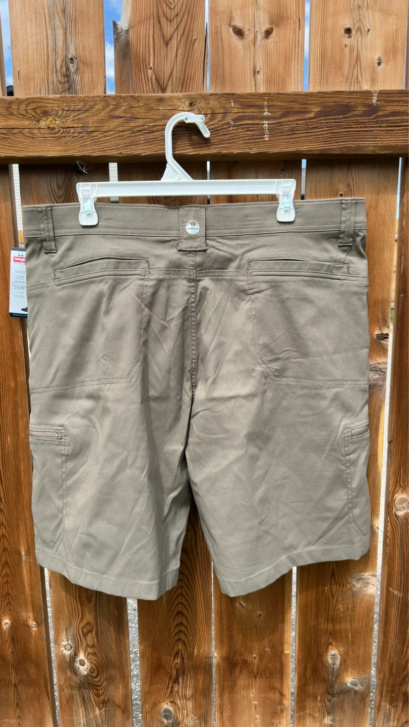 Wrangler Outdoor Relaxed Fit Cargo Shorts - Khaki - Size 38 - photo 3