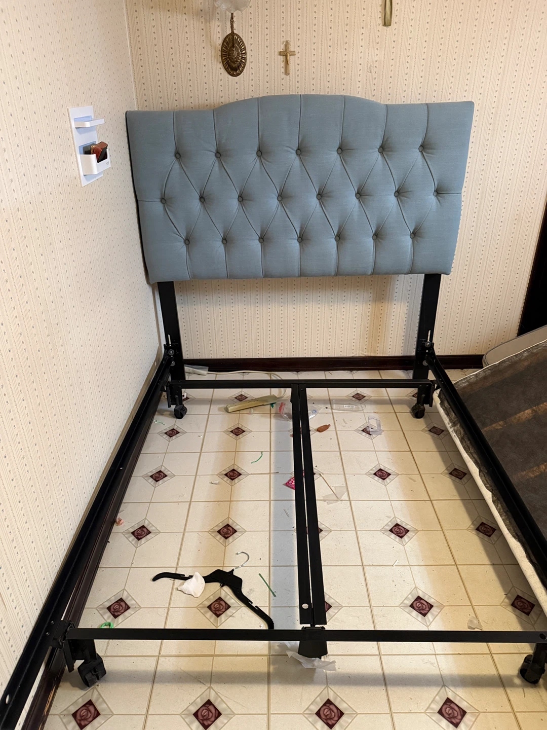 Light Blue Tufted Headboard & Bed Frame Full size - photo 2