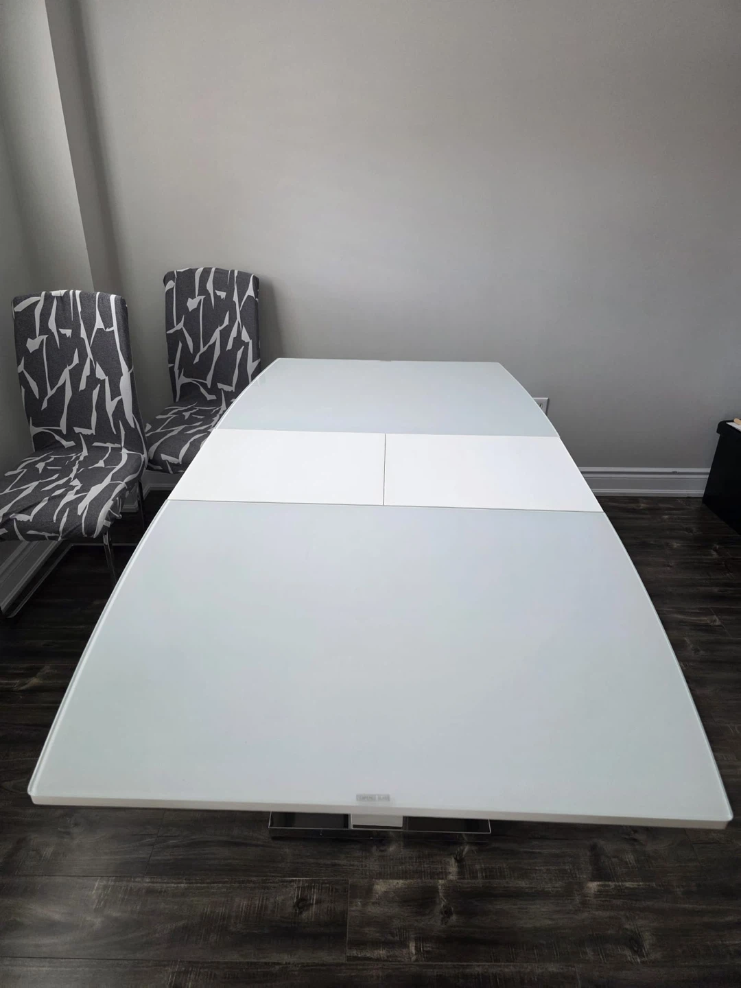 White Extendable Dining Table - photo 4