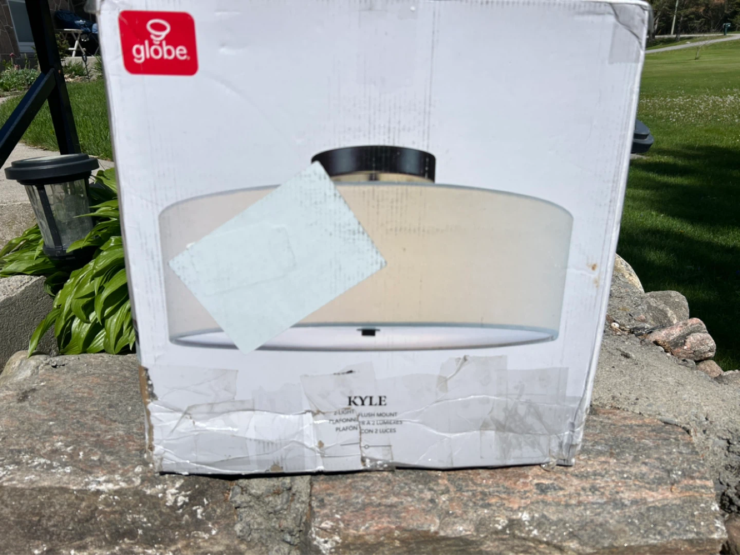 Globe Kyle 2-Light Flush Mount Ceiling Light Fixture