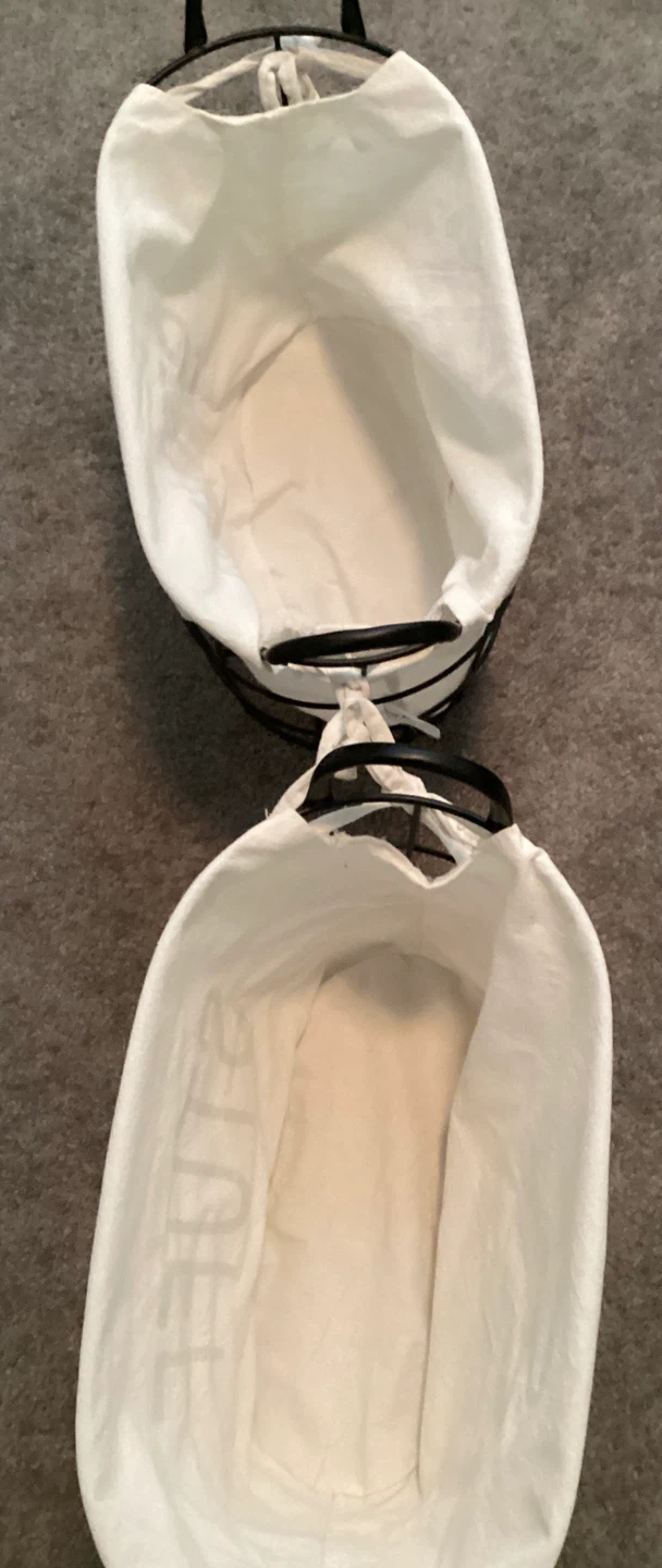 Set of 2 "STUFF" Wire Baskets with White Liners - photo 2