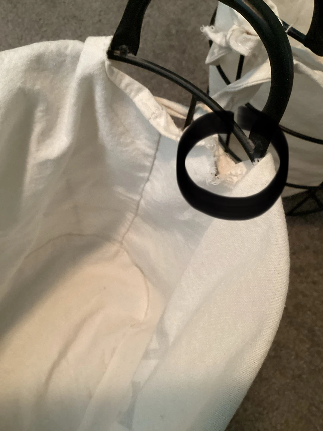 Set of 2 "STUFF" Wire Baskets with White Liners - photo 3