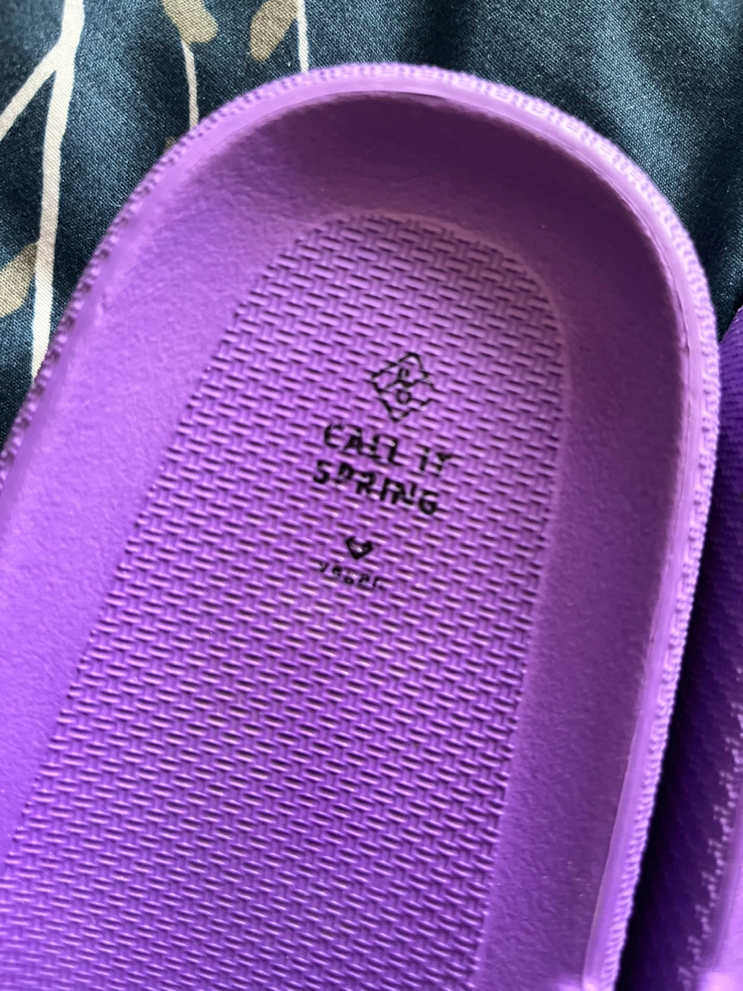 Call It Spring Size 8 slides - photo 2