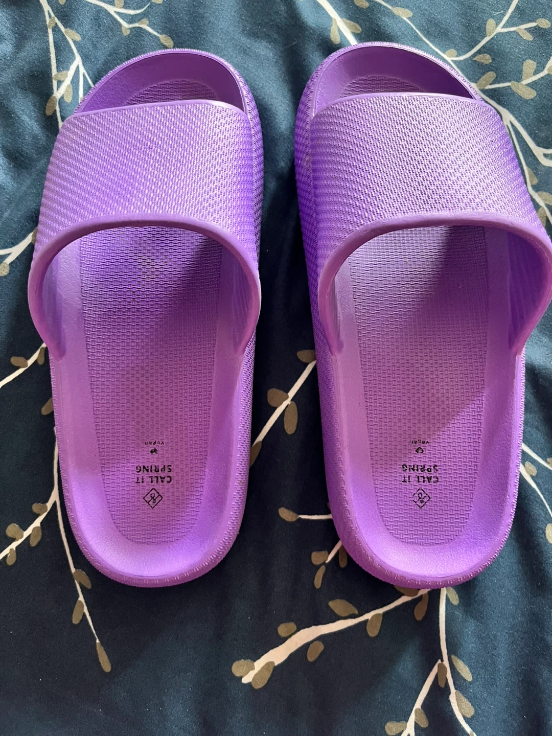 Call It Spring Size 8 slides