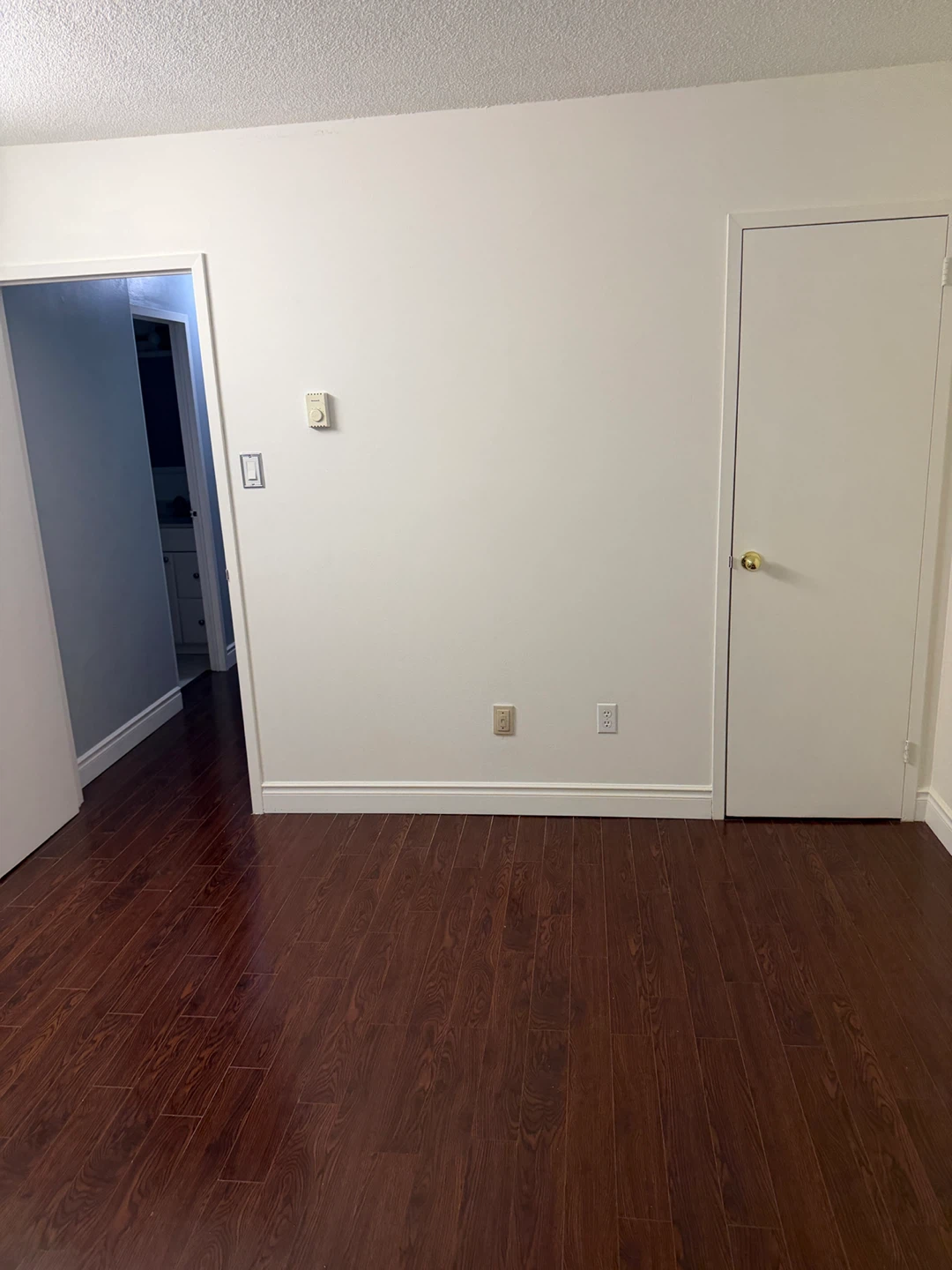 Room for Rent - photo 2