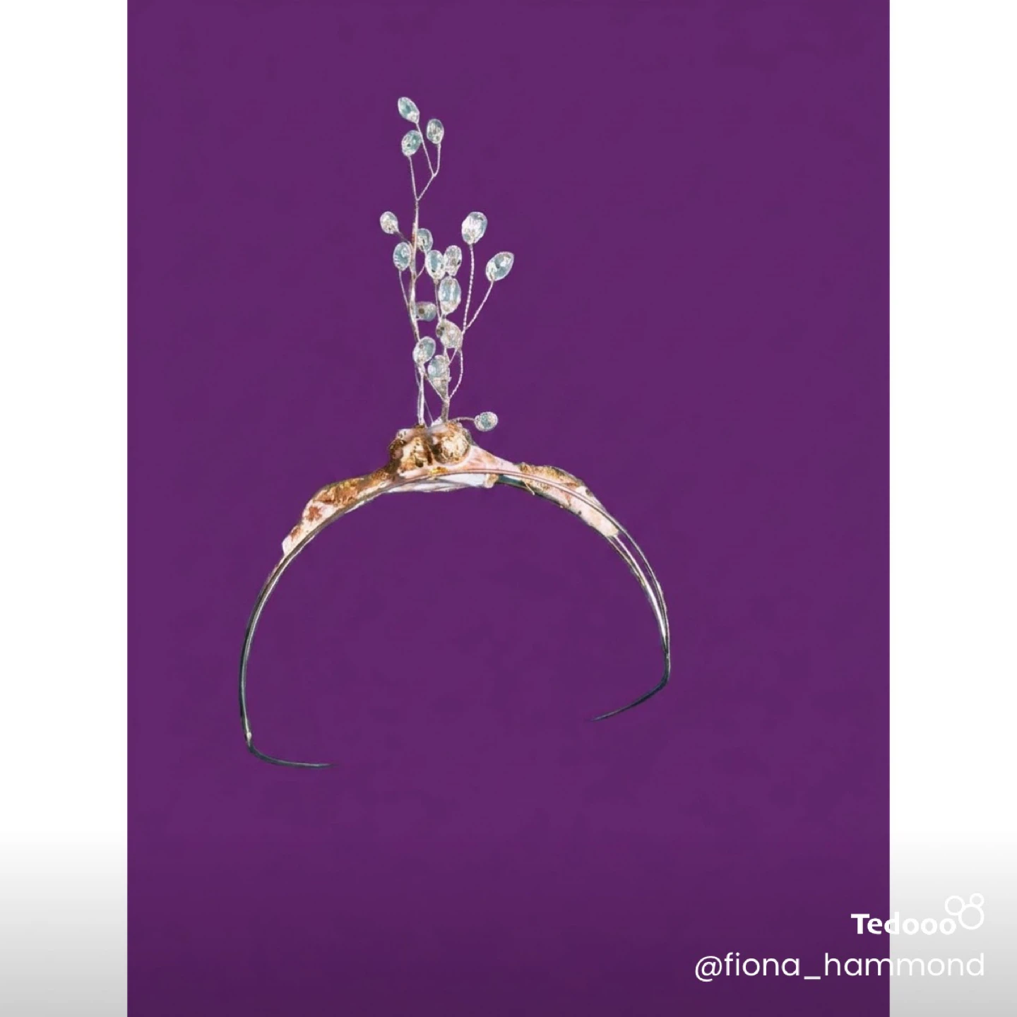 Gold Toned Hair Crown with Crystals - photo 2
