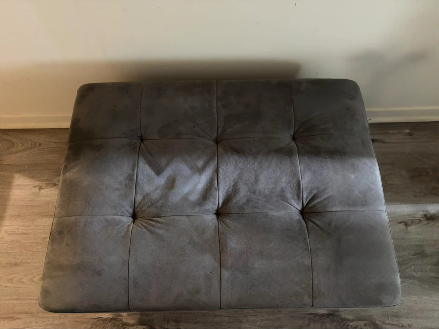 Modern square storage ottoman - photo 2
